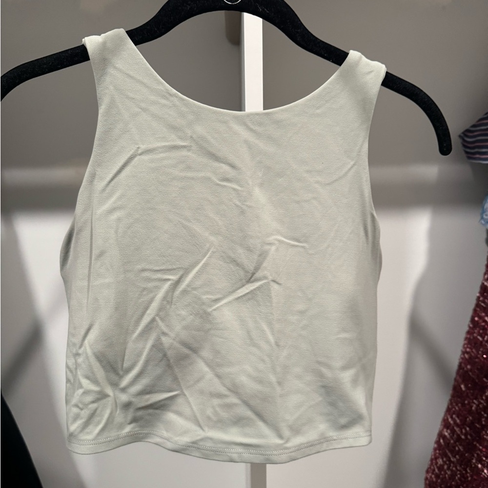 Women’s Athleta Sports Bra/Crop Top